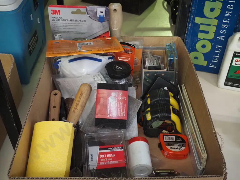 box; tape measures, sand paper, dust masks etc Image 1++