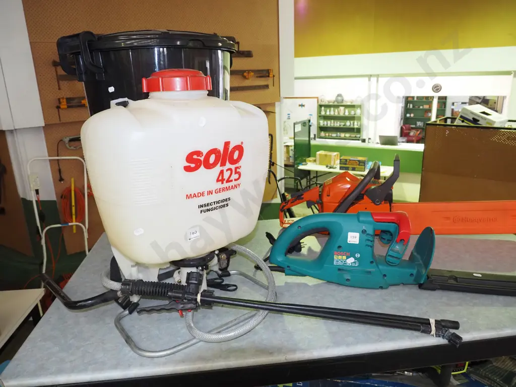 Solo backpack sprayer Image 1++
