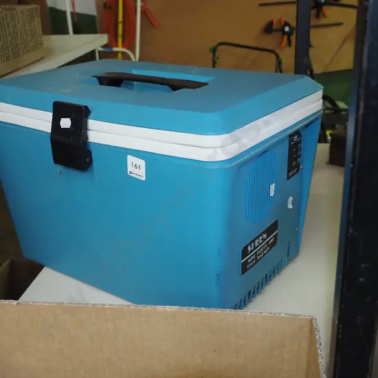 Sheen 12V mini fridge and food warmer