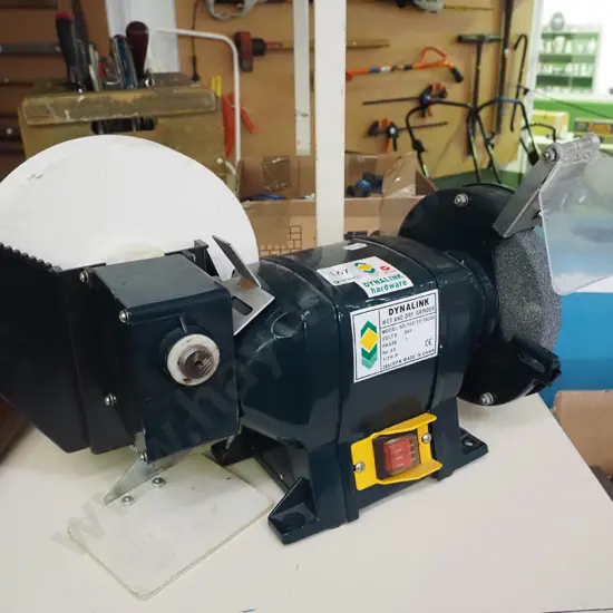 Dynalink wet and dry grinder