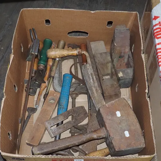 box of vintage tools; wooden mallet, part planes, clamps etc