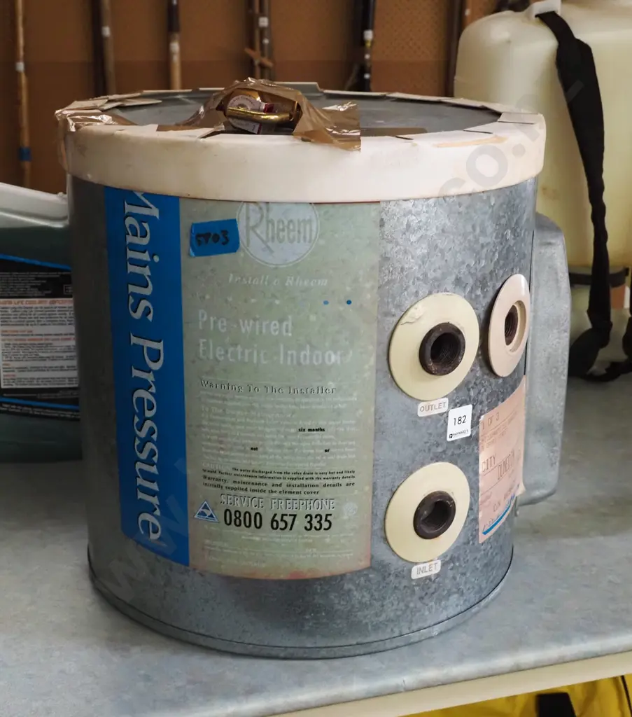 Rheem mains pressure underbench hot water cylinder Image 1++