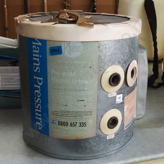 Rheem mains pressure underbench hot water cylinder