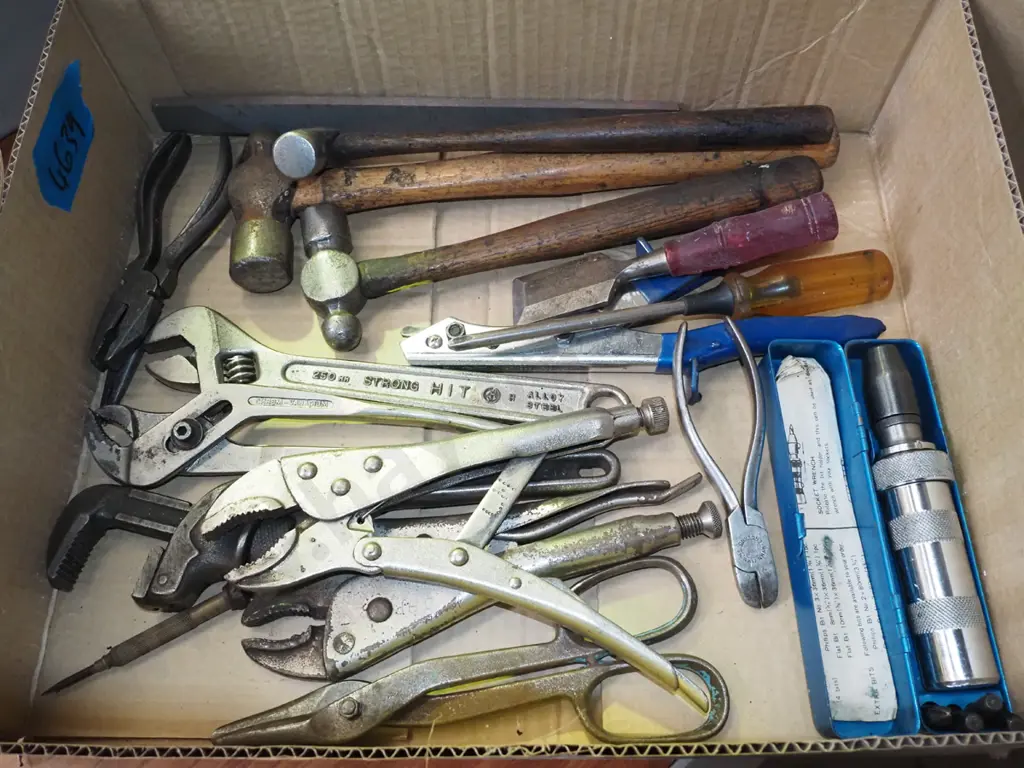 box; ball peen hammer, socket wrench etc Image 1++
