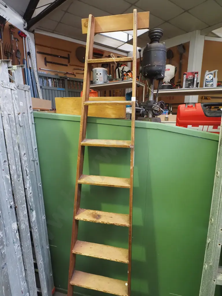8 step wooden library ladder Image 1++