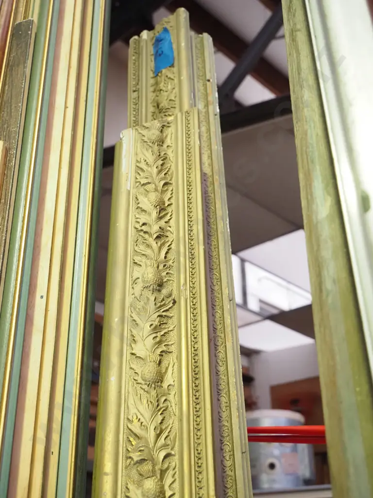 2 lengths of large ornate picture mouldings Image 1++
