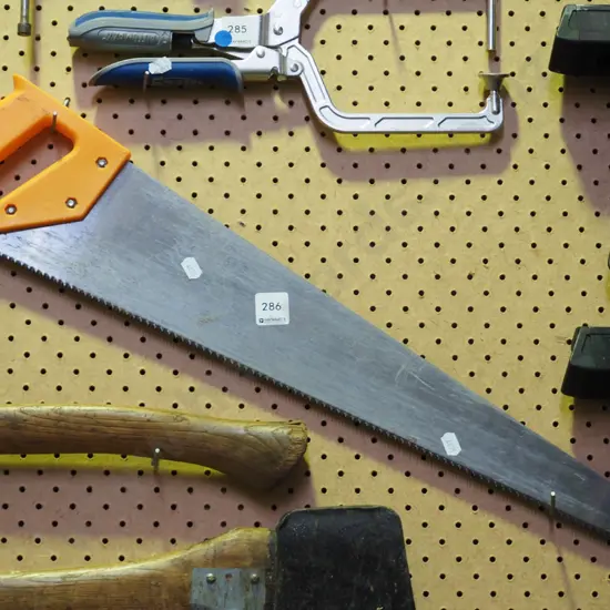 hand saw