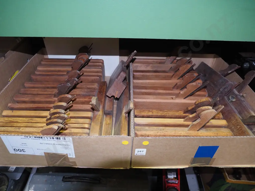 2x boxes of moulding planes - yellow dots Image 1++