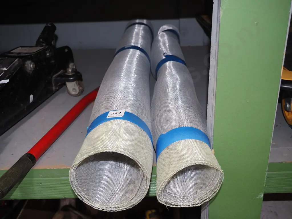 2x rolls of fine wire mesh Image 1++