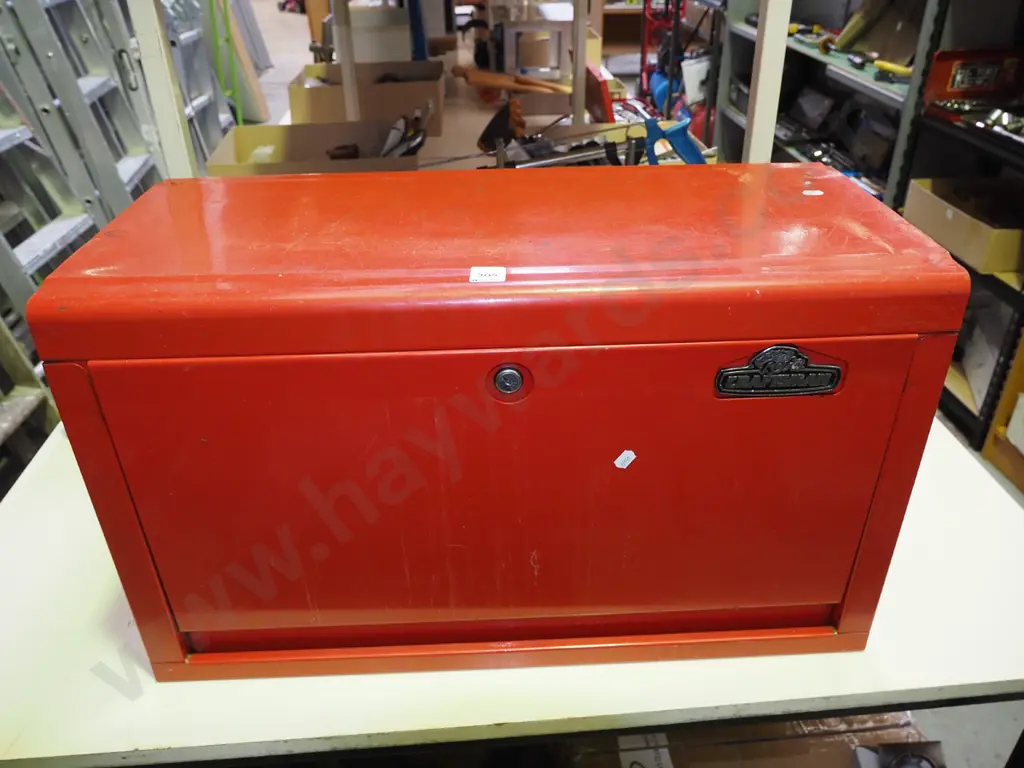 Craftsmen drop front tool chest - no key Image 1++