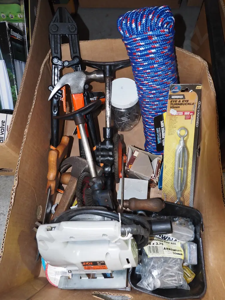 box; hammer, rope, jigsaw etc Image 1++
