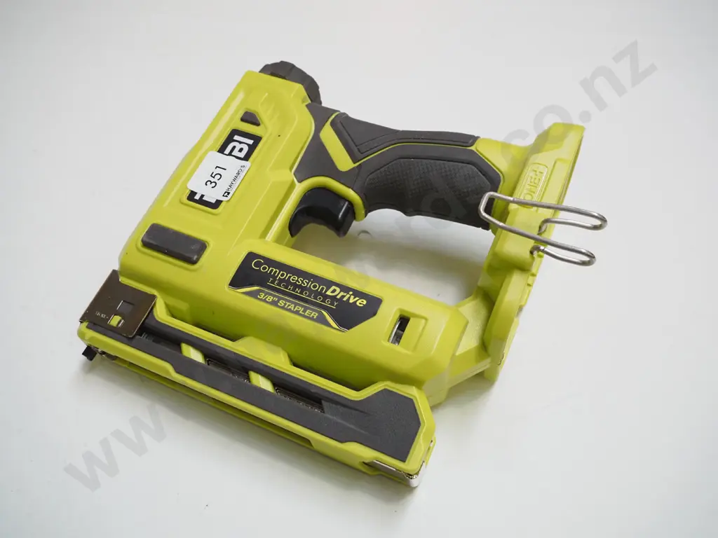 Ryobi battery powered staple gun - no battery Image 1++