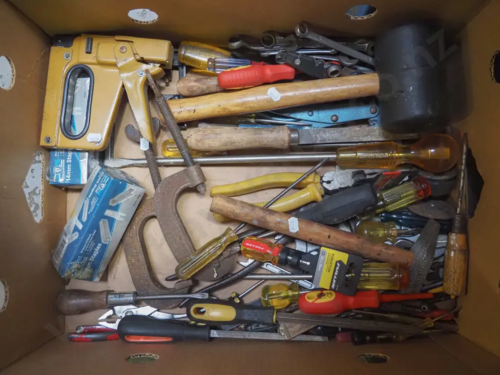 box; rubber mallet, vice grips etc Image 1++