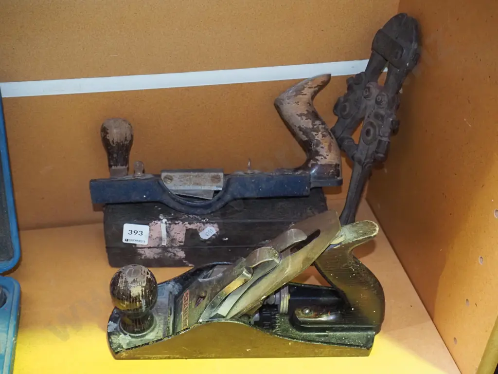 vintage bolt cutter, Stanley hand plane, Record 735 softboard plane Image 1++