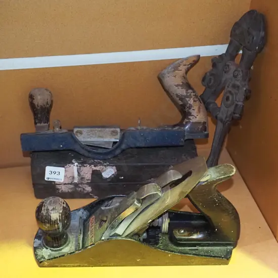 vintage bolt cutter, Stanley hand plane, Record 735 softboard plane