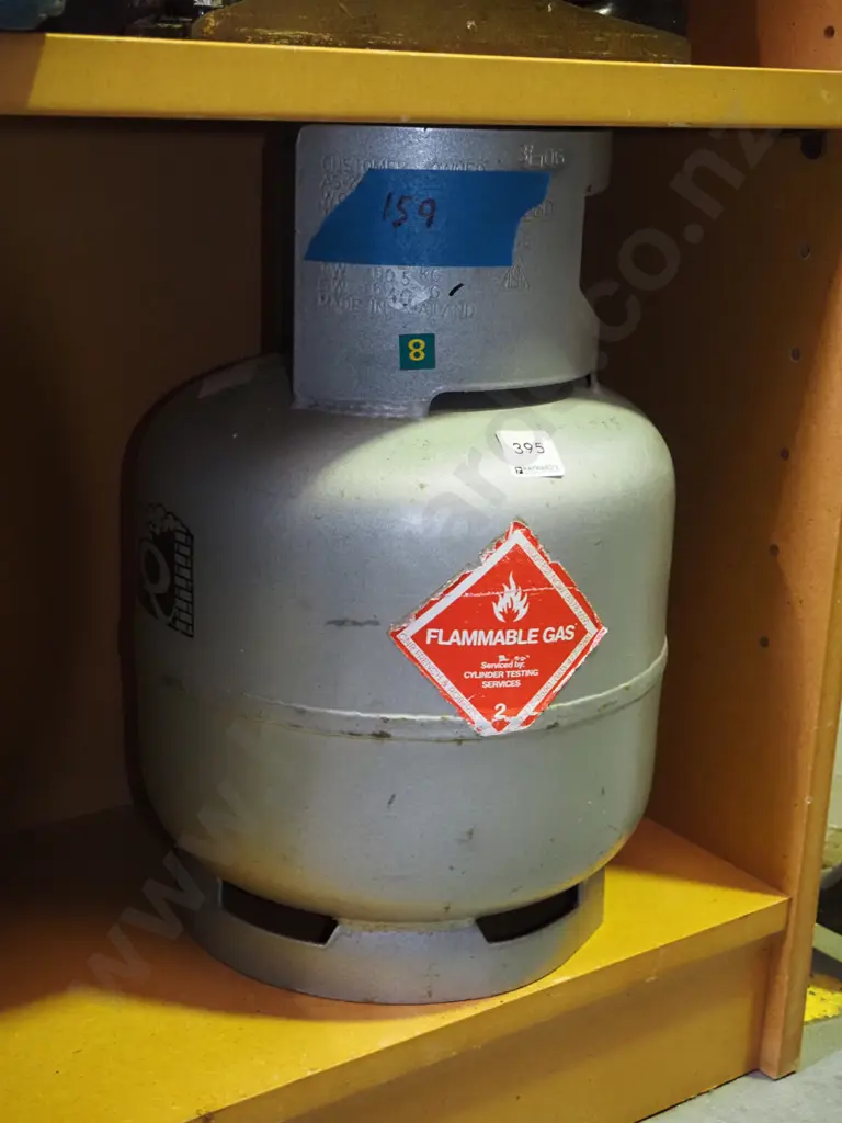 small gas bottle - full Image 1++