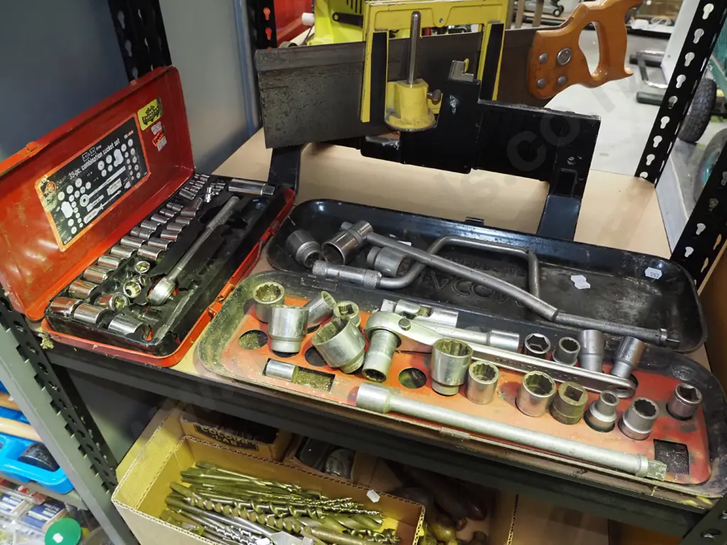 2x part socket sets Image 1++