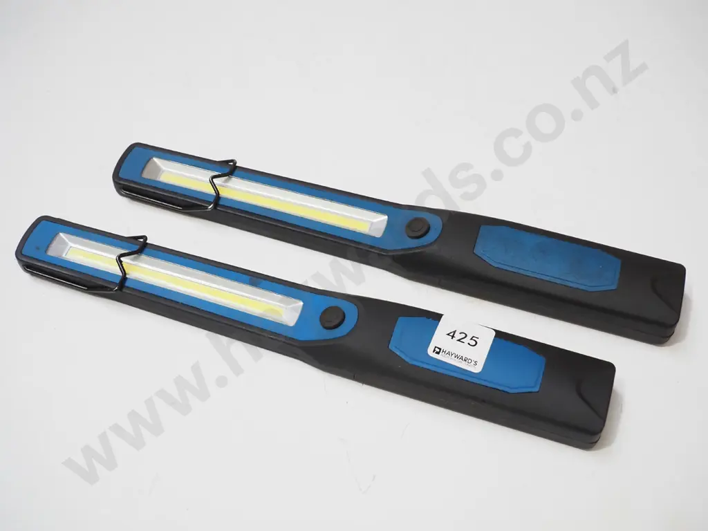 2x LED torches/wands Image 1++