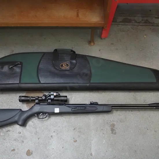 Gamo Spanish made air rifle with laser pointer, telescopic scope and carry case