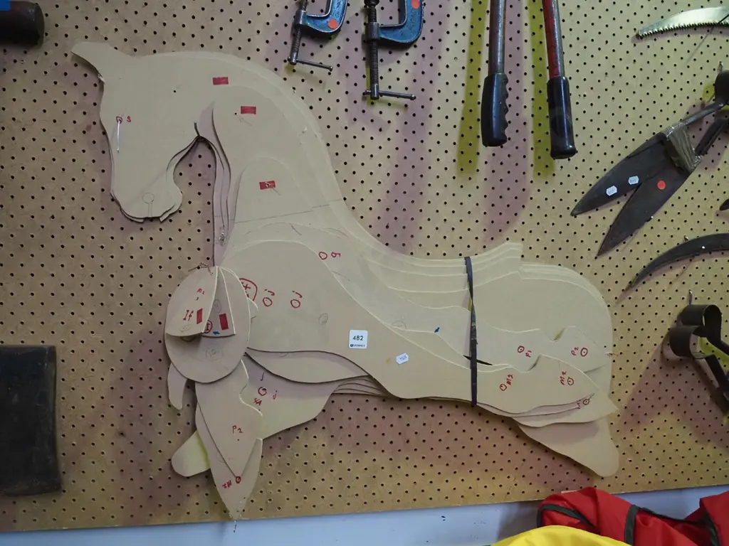 custom wood templates for constructing a rocking horse Image 1++