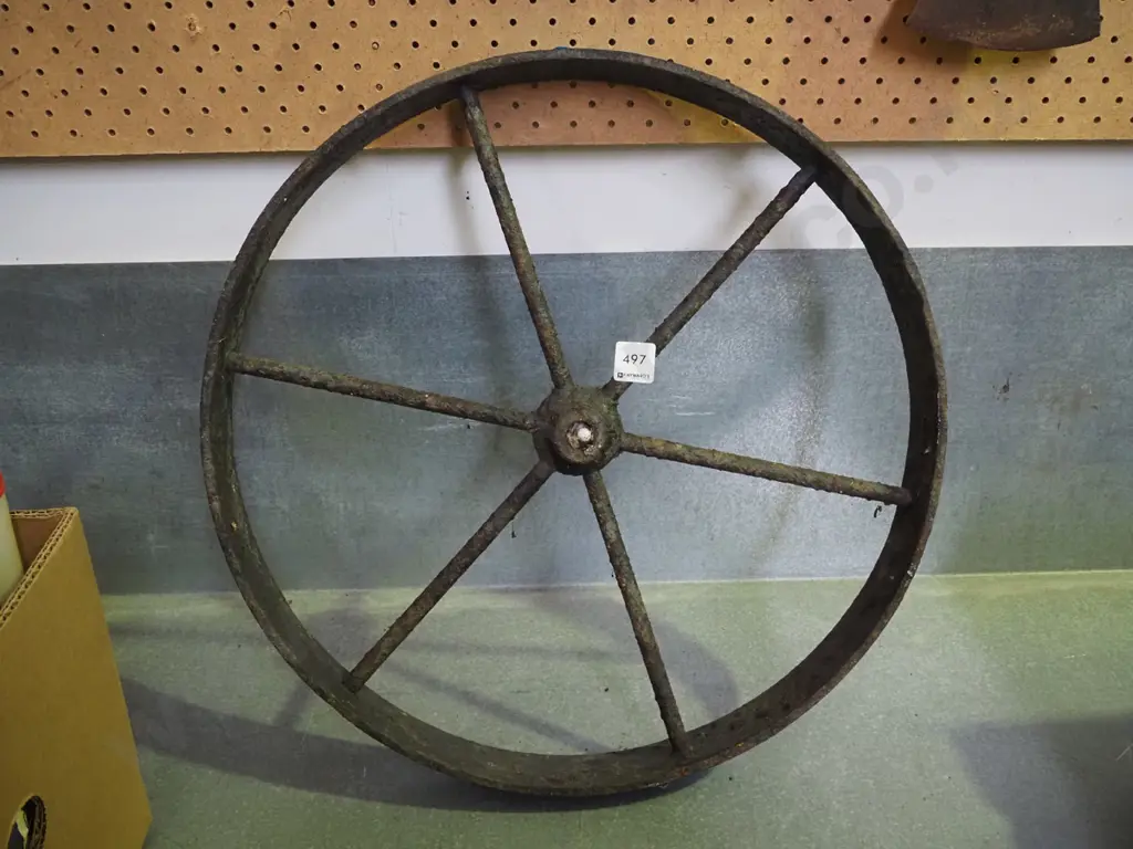 vintage metal wheel Diam-460 Image 1++