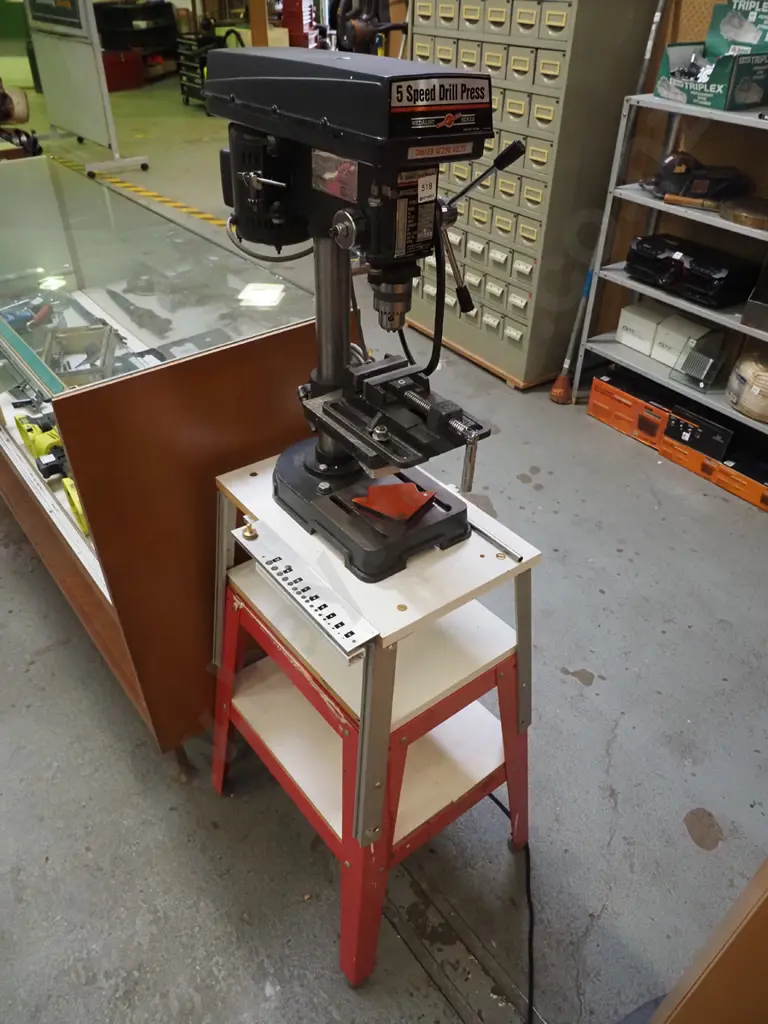 Medalist 5 speed drill press on stand with drill press vice Image 1++