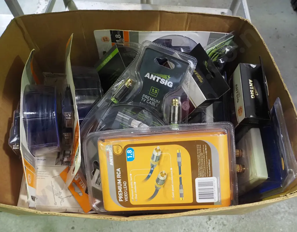 box of audio leads and cables Image 1++