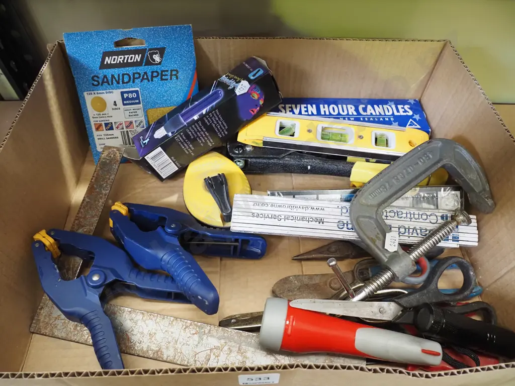 box; G clamp, builder's level, string line etc Image 1++