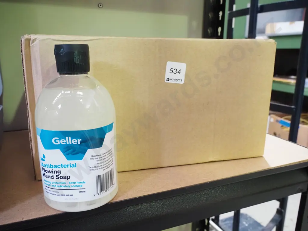 box; Geller antibacterial hand soap Image 1++