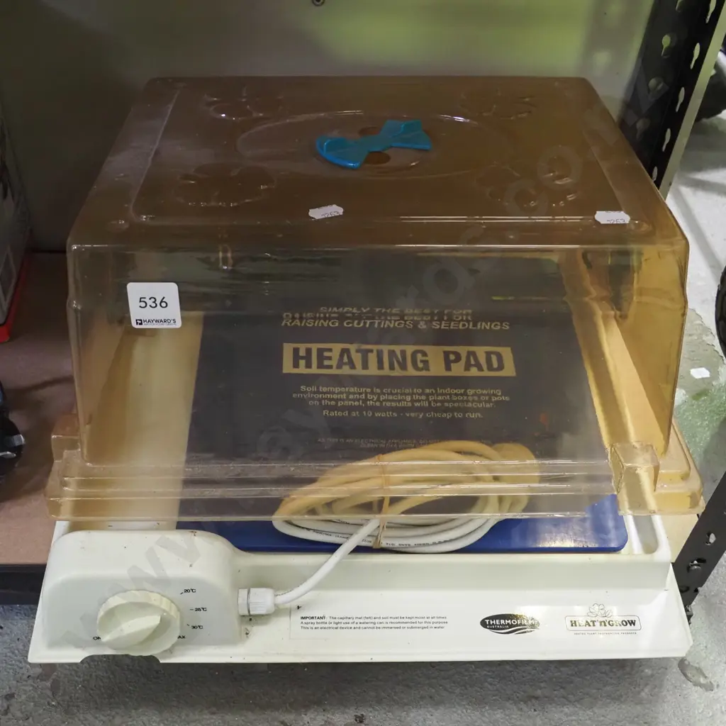 heat and grow horticultural heat pad Image 1++