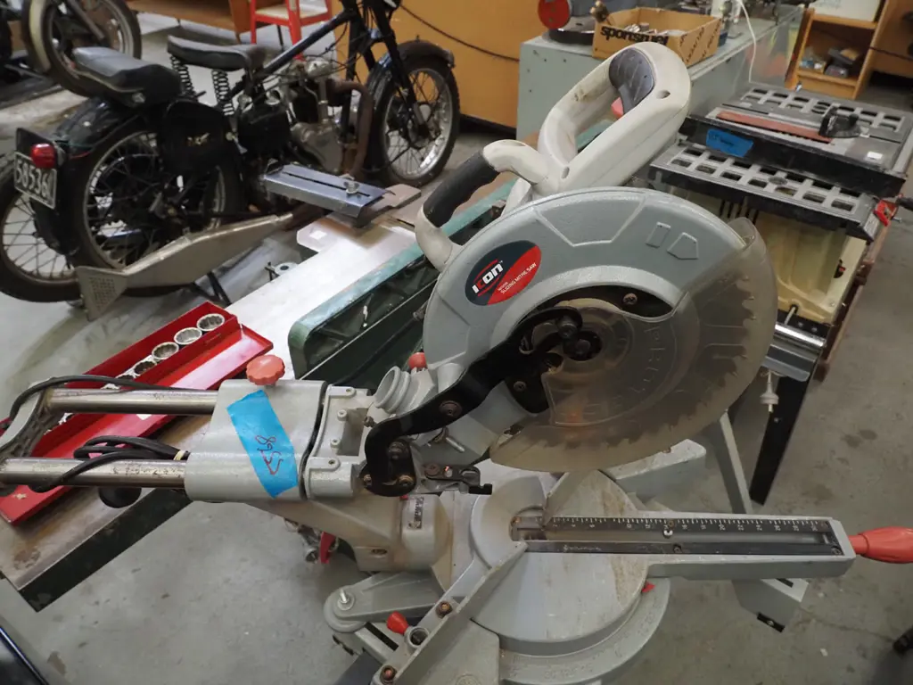 Icon compound sliding mitre saw on folding stand Image 1++