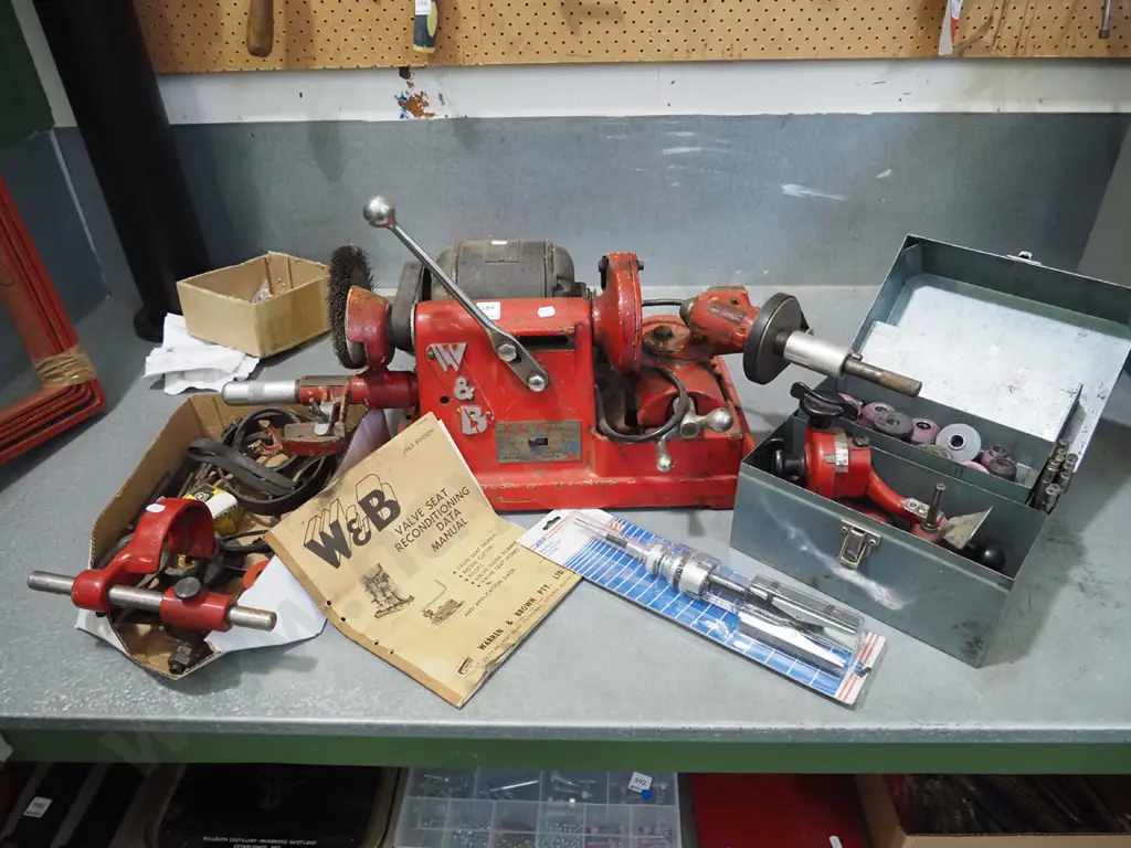 W & B valve set honing kit with accessories including a cylinder hoe Image 1++