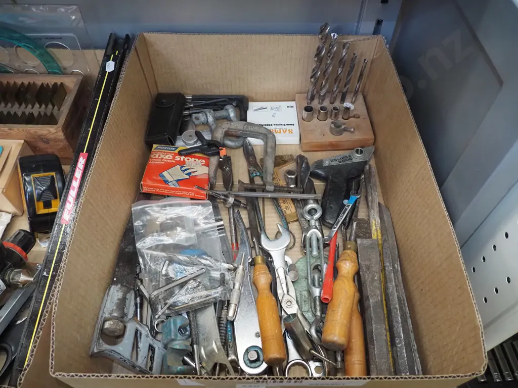 box; cold chisels, open end ring spanners D shackle etc Image 1++