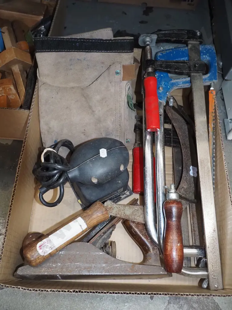 box; builder's belt, hand plane, F clamps etc Image 1++