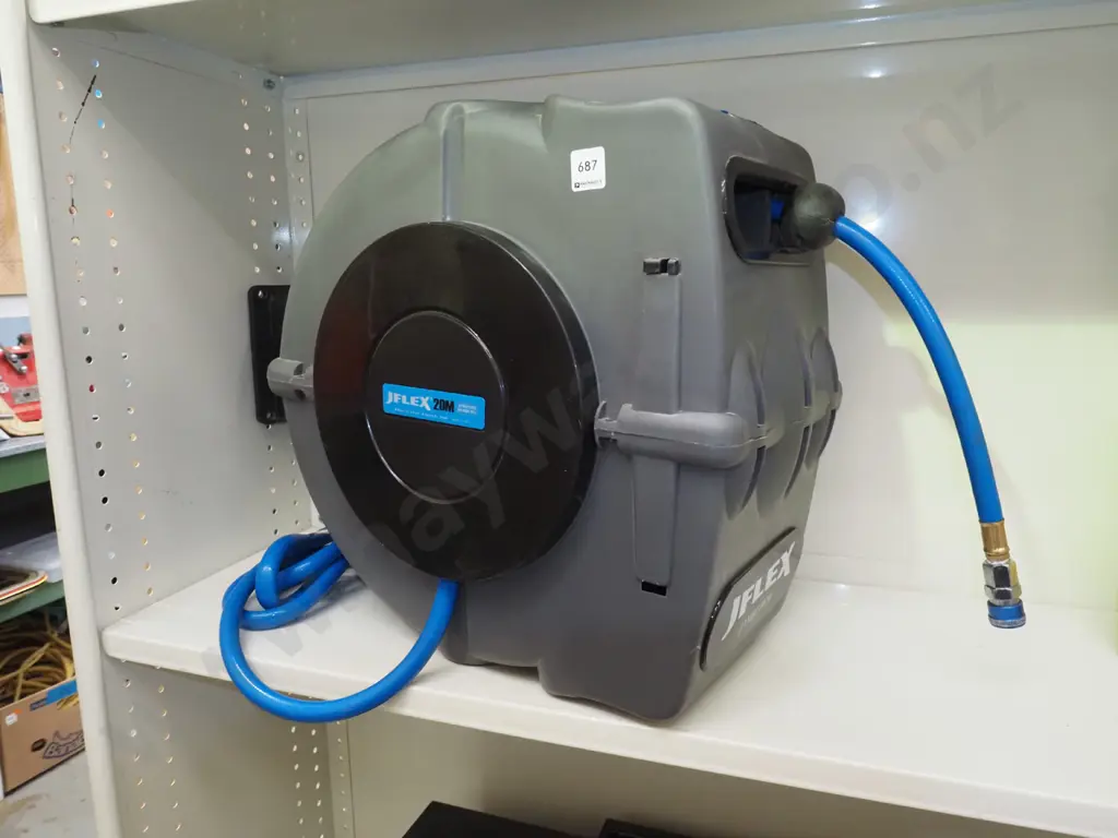 J Flex 20m retractable airhose reel Image 1++