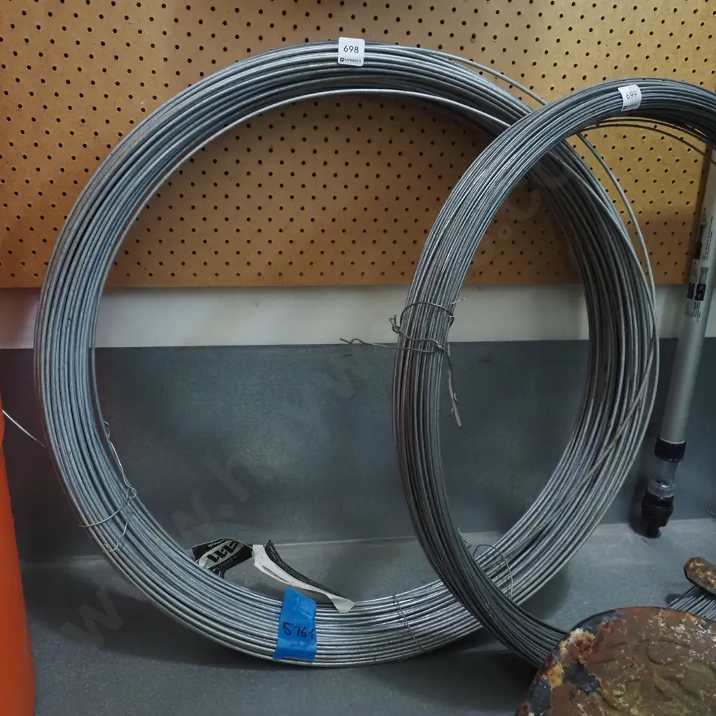 coil of wire Image 1++