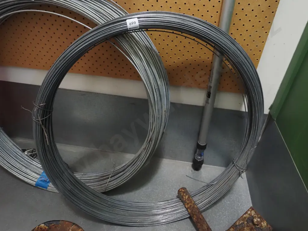 coil of wire Image 1++
