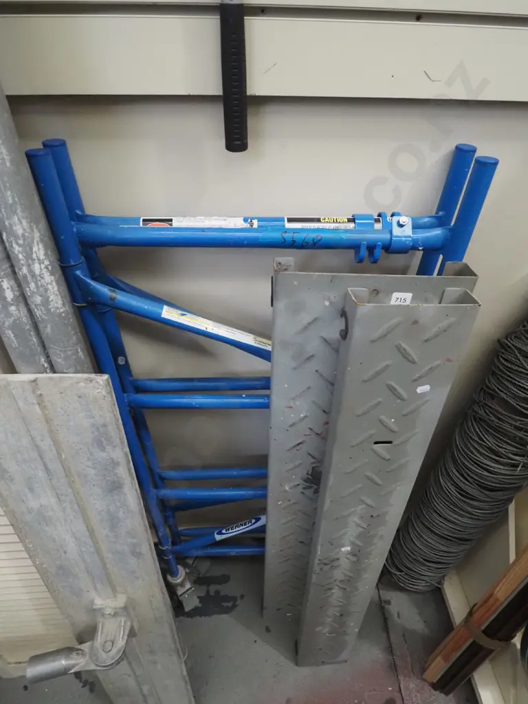 small collapsable scaffolding H-1300 Image 1++