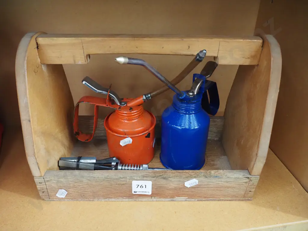 wooden carry basket, 2x oilers, cylinder hone Image 1++