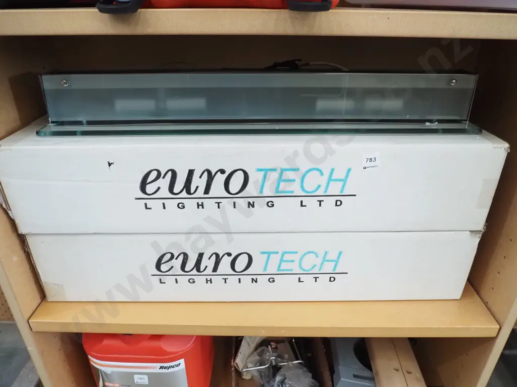 2x boxes of Eurotech glass and chrome pendant light fittings Image 1++
