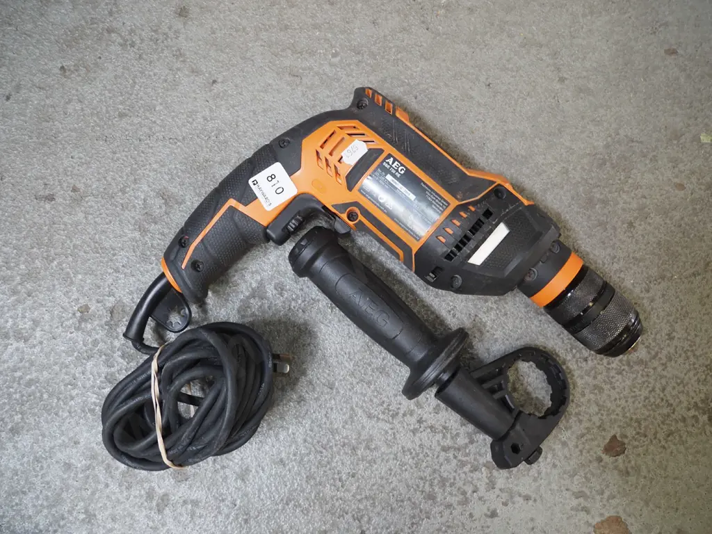 AEG corded drill Image 1++