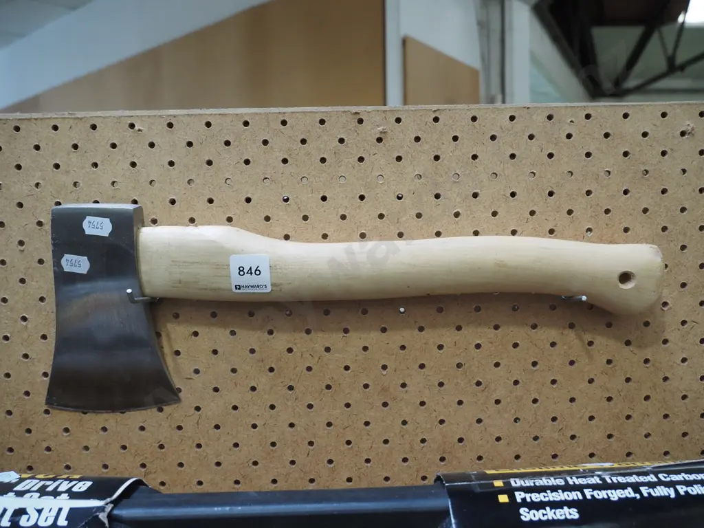 small hatchet  Image 1++