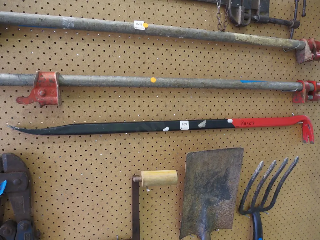 wrecking bar Image 1++