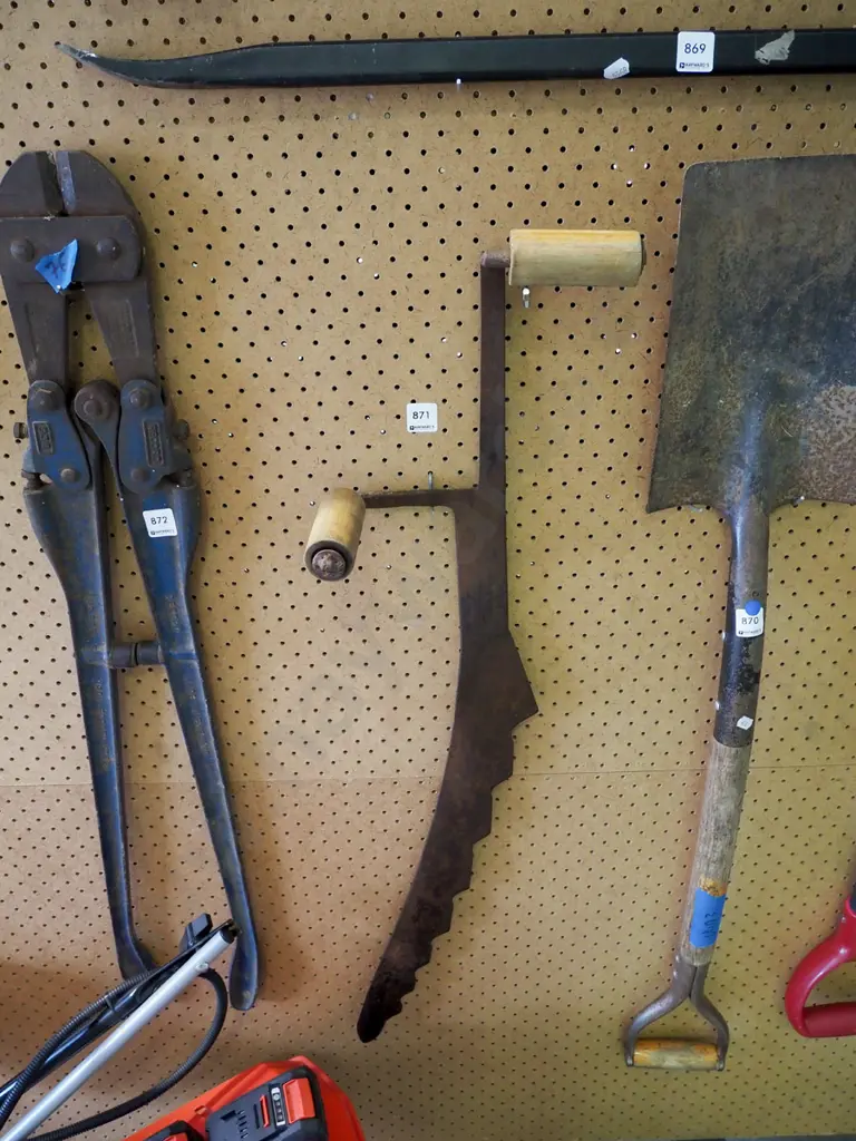 hay knife Image 1++