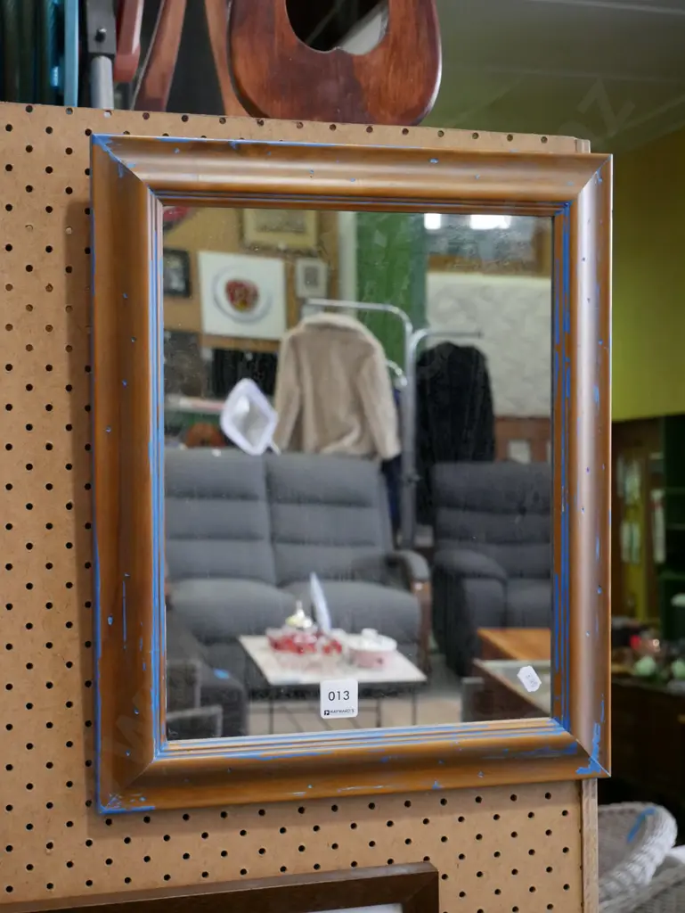 small wall mirror Image 1++