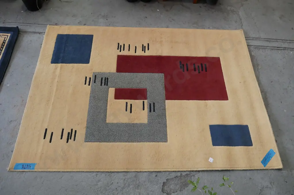 geometric polypropylene floor mat L-1700 W-1170 Image 1++