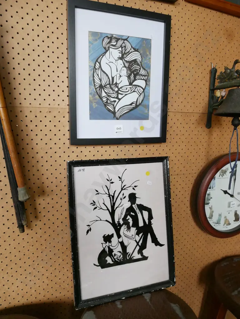 2x framed paper cut outs - yellow dots Image 1++