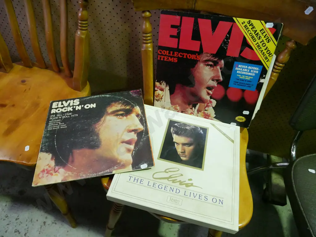 Elvis LPs Image 1++
