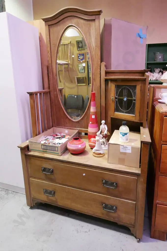 restorer's arts and crafts oak 2 drawer mirror back dresser with 1small leadlight  Image 1++