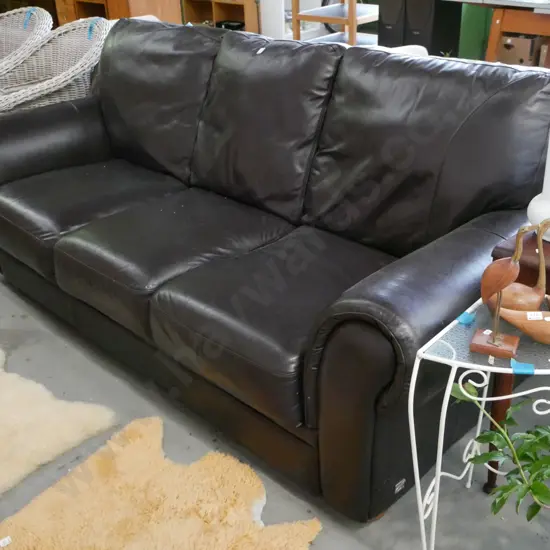 brown leather rolled arm 3 seater settee in tidy condition H-920 W-2130 D-880